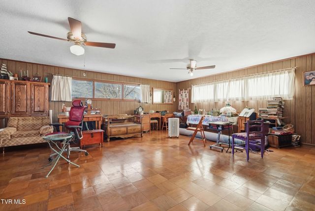 5831 Powell Valley Road, Big Stone Gap, VA 24219