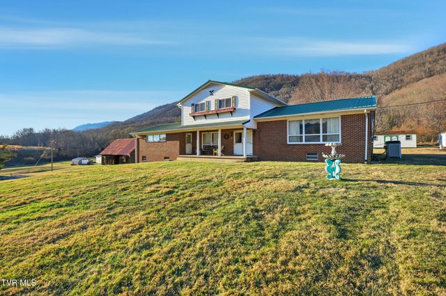 5831 Powell Valley Road, Big Stone Gap, VA 24219