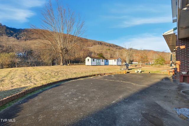 5831 Powell Valley Road, Big Stone Gap, VA 24219