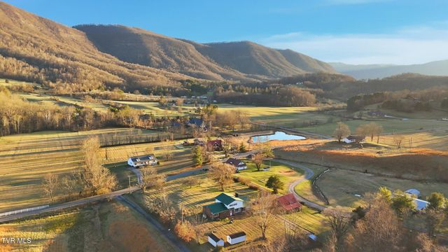 5831 Powell Valley Road, Big Stone Gap, VA 24219