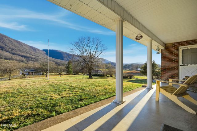 5831 Powell Valley Road, Big Stone Gap, VA 24219