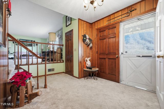 5831 Powell Valley Road, Big Stone Gap, VA 24219