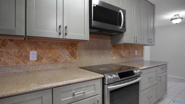 1244 Brandywine Court, Decatur, AL 35601