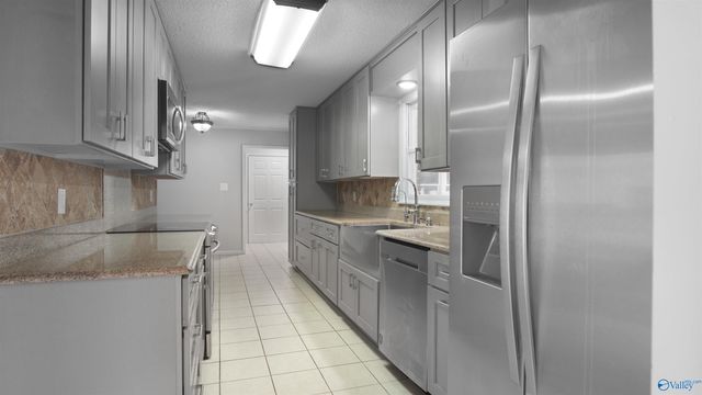 1244 Brandywine Court, Decatur, AL 35601