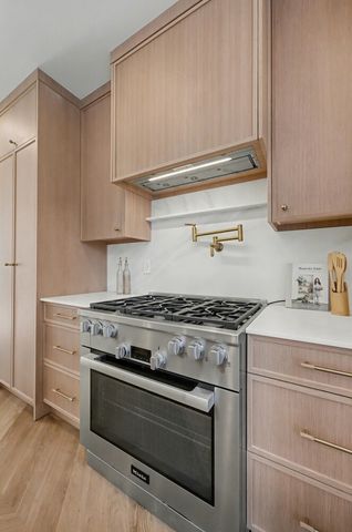 277 18TH Street, New York City, NY 11215