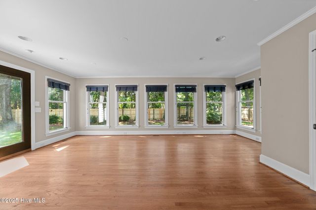 307 Baytree Drive, Greenville, NC 27858