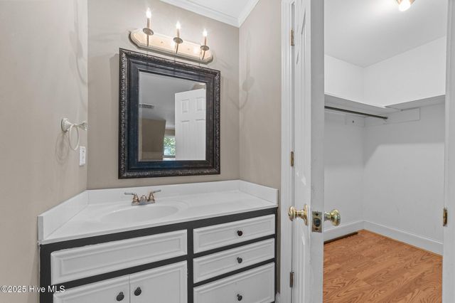 307 Baytree Drive, Greenville, NC 27858