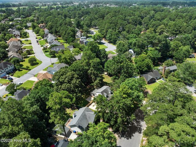 307 Baytree Drive, Greenville, NC 27858