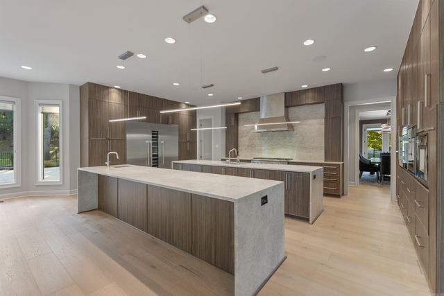 16920 Valley Falls Drive, Little Rock, AR 72223