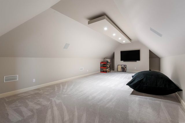 16920 Valley Falls Drive, Little Rock, AR 72223