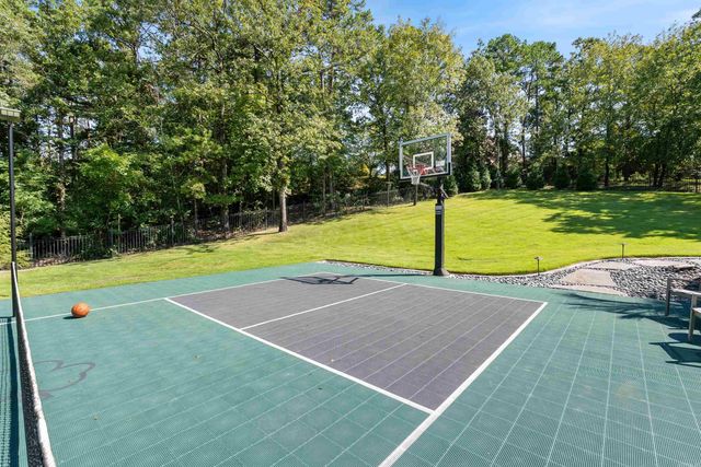 16920 Valley Falls Drive, Little Rock, AR 72223