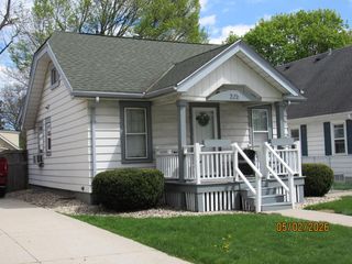 308 N 70th STREET, Wauwatosa, WI 53213