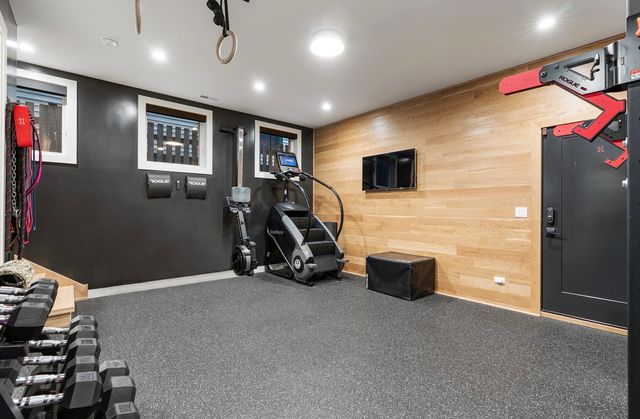 1913 N Halsted Street 1, Chicago, IL 60614