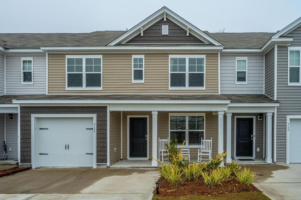 715 Hilchot Drive, Summerville, SC 29486