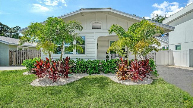 2546 LOMA LINDA STREET, Sarasota, FL 34239