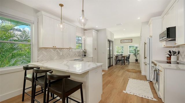 2546 LOMA LINDA STREET, Sarasota, FL 34239