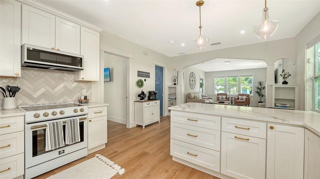 2546 LOMA LINDA STREET, Sarasota, FL 34239