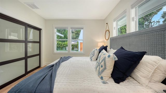2546 LOMA LINDA STREET, Sarasota, FL 34239