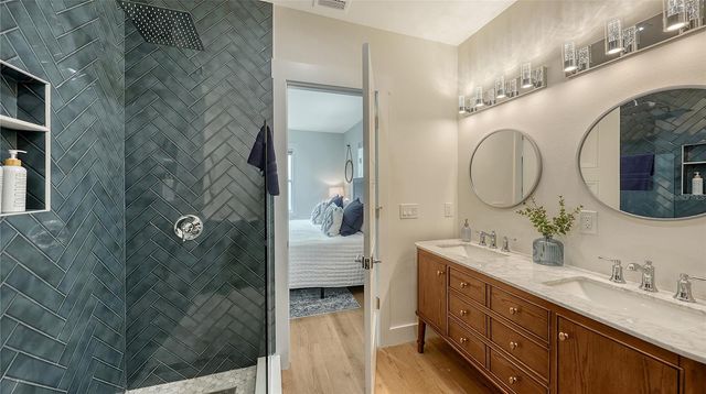 2546 LOMA LINDA STREET, Sarasota, FL 34239