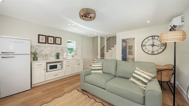2546 LOMA LINDA STREET, Sarasota, FL 34239