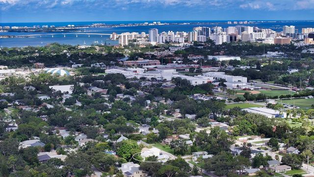 2546 LOMA LINDA STREET, Sarasota, FL 34239