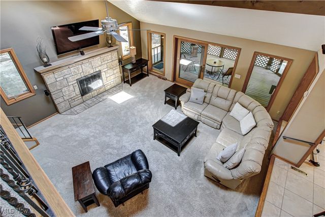 77 Carr Road, Hinckley, OH 44233