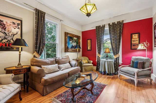 75 Mountain Ave, Sonoma, CA 95476