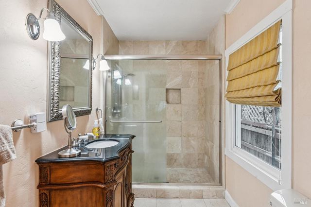 75 Mountain Ave, Sonoma, CA 95476