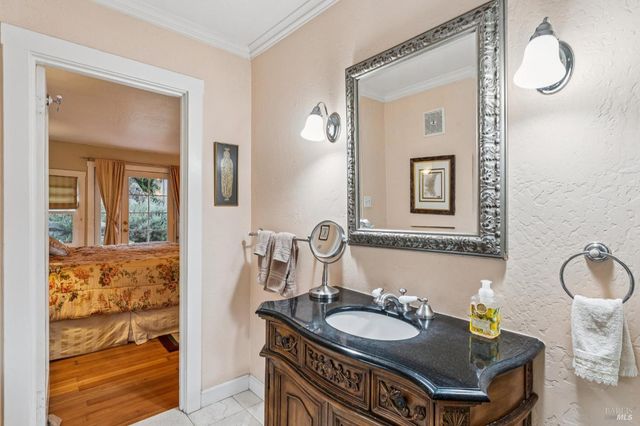 75 Mountain Ave, Sonoma, CA 95476