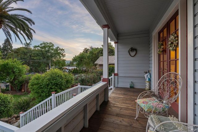 75 Mountain Ave, Sonoma, CA 95476