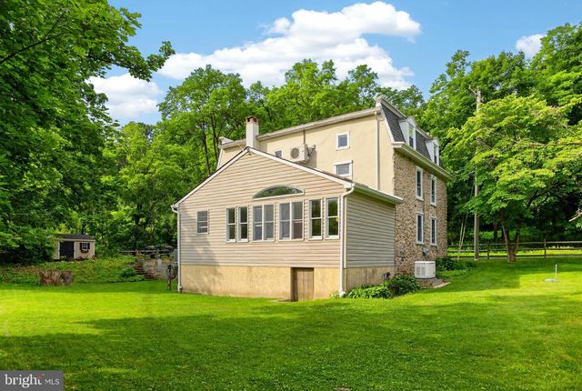 65 RACE ST, Bechtelsville, PA 19505
