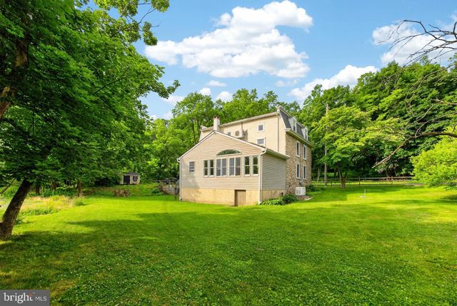 65 RACE ST, Bechtelsville, PA 19505