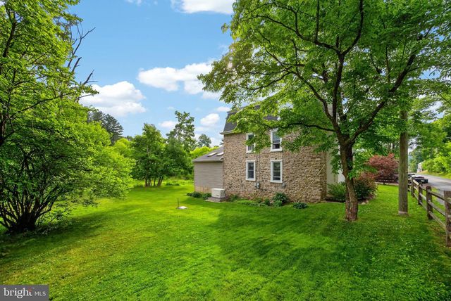 65 RACE ST, Bechtelsville, PA 19505