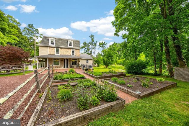 65 RACE ST, Bechtelsville, PA 19505