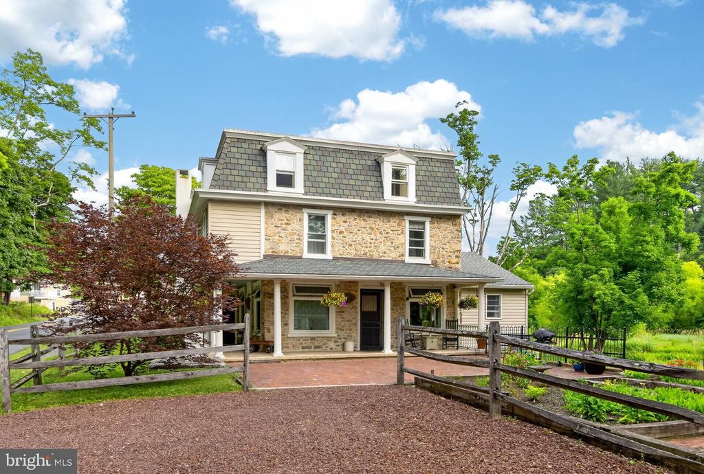 65 RACE ST, Bechtelsville, PA 19505