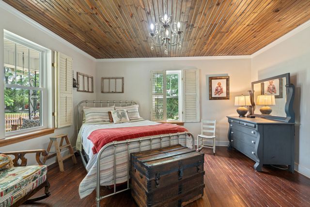 3135 Vanleer Hwy, Charlotte, TN 37036