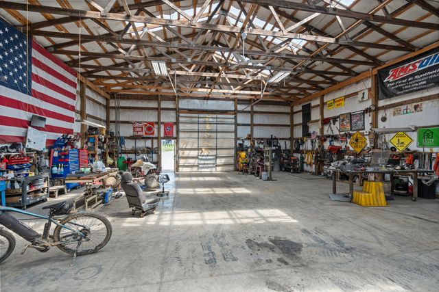 3135 Vanleer Hwy, Charlotte, TN 37036