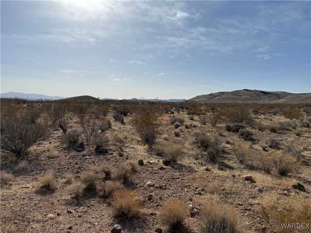 3 Lots W Gateway Acres Road, Dolan Springs, AZ 86441