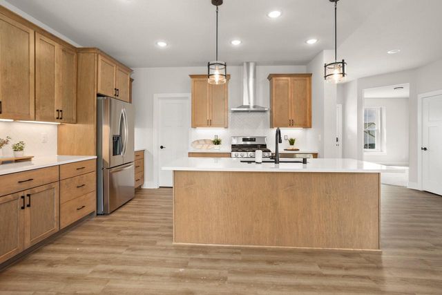 W193N5018 Rosemary RIDGE, Menomonee Falls, WI 53051