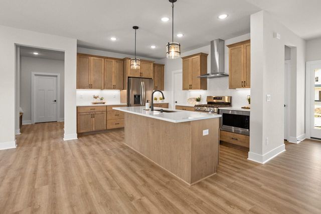 W193N5018 Rosemary RIDGE, Menomonee Falls, WI 53051