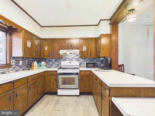 673 S FRONT ST, Steelton, PA 17113