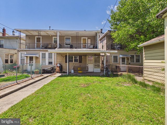 673 S FRONT ST, Steelton, PA 17113