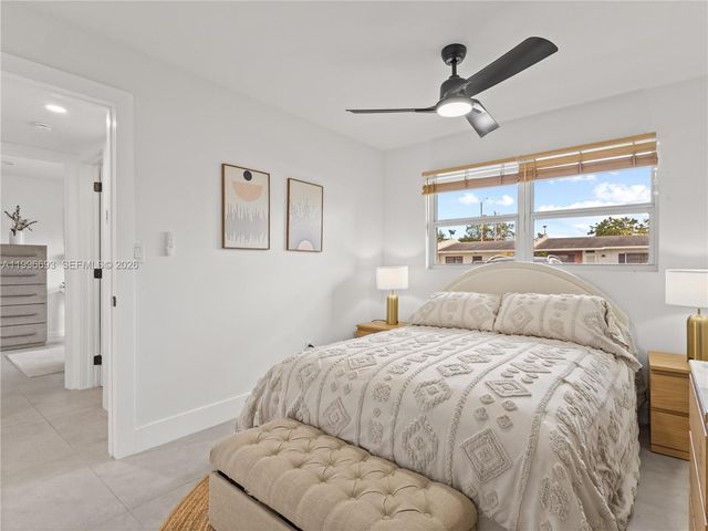 10017 SW 23rd Terrace, Miami, FL 33165