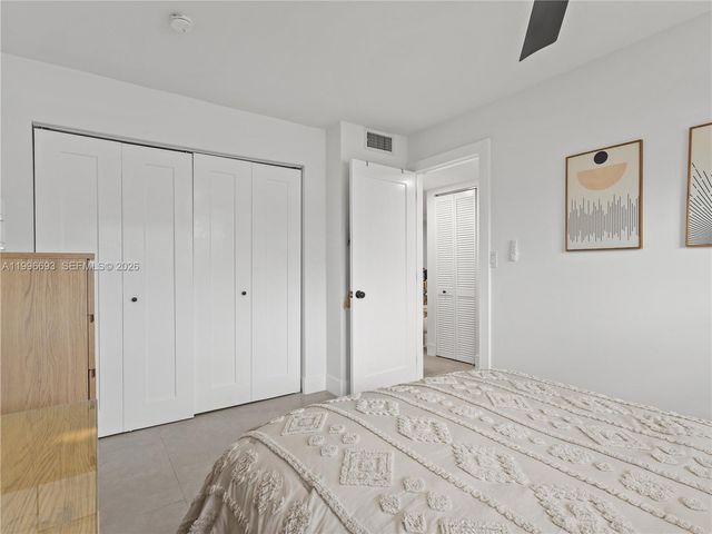 10017 SW 23rd Terrace, Miami, FL 33165