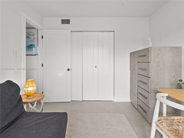 10017 SW 23rd Terrace, Miami, FL 33165