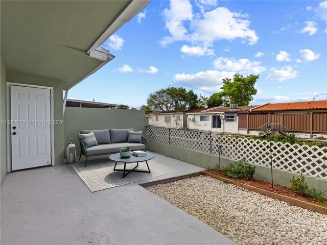 10017 SW 23rd Terrace, Miami, FL 33165