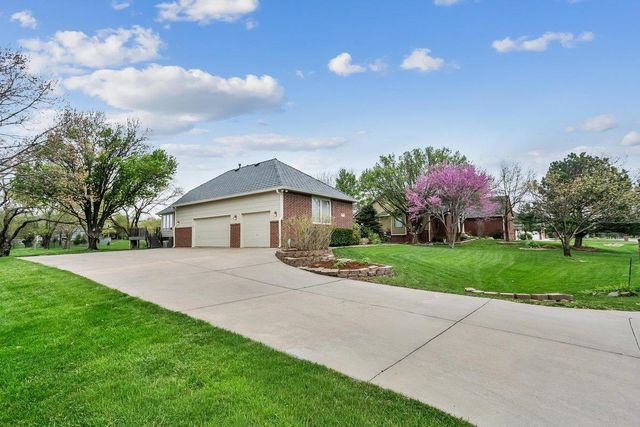 1401 N Sandpiper St, Wichita, KS 67230