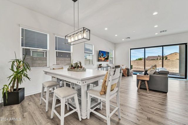 15642 S 182nd Avenue, Goodyear, AZ 85338