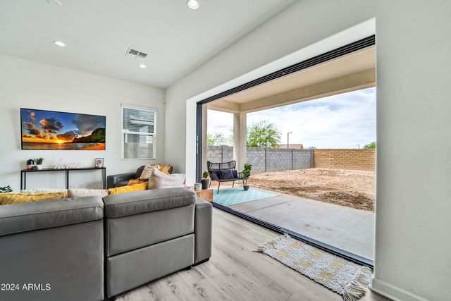 15642 S 182nd Avenue, Goodyear, AZ 85338