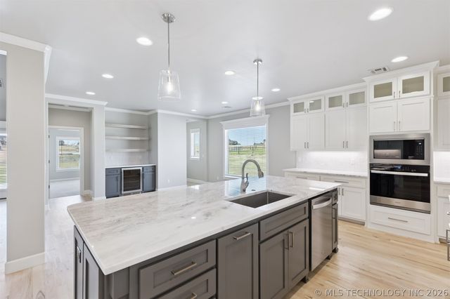 10926 N 86th East Court, Owasso, OK 74055